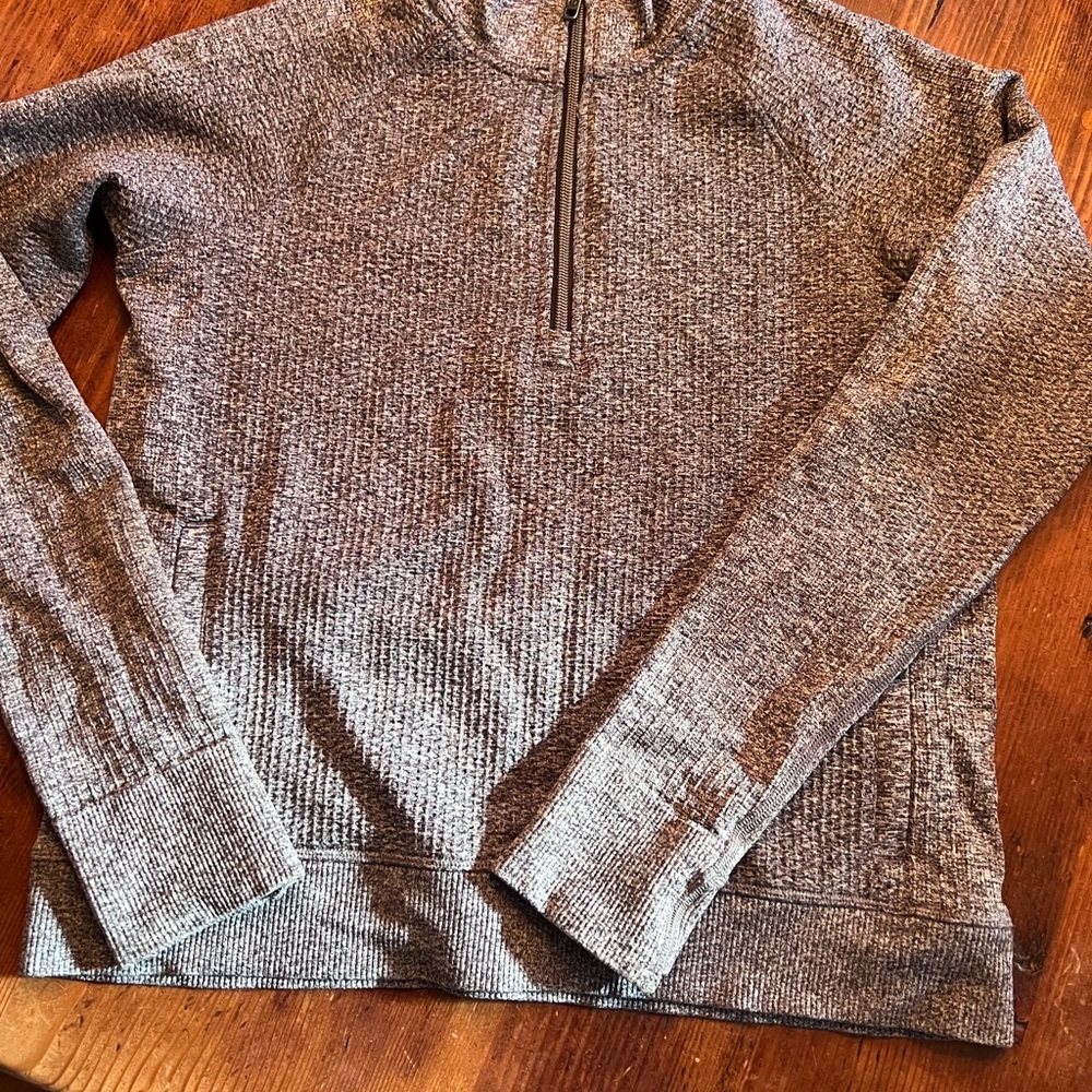 Lululemon Grey Half Zip Size 8